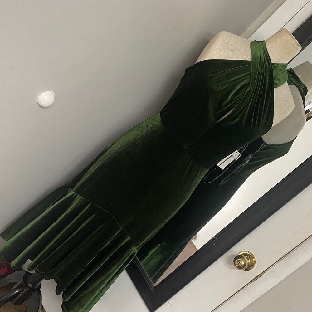 Taylor dress